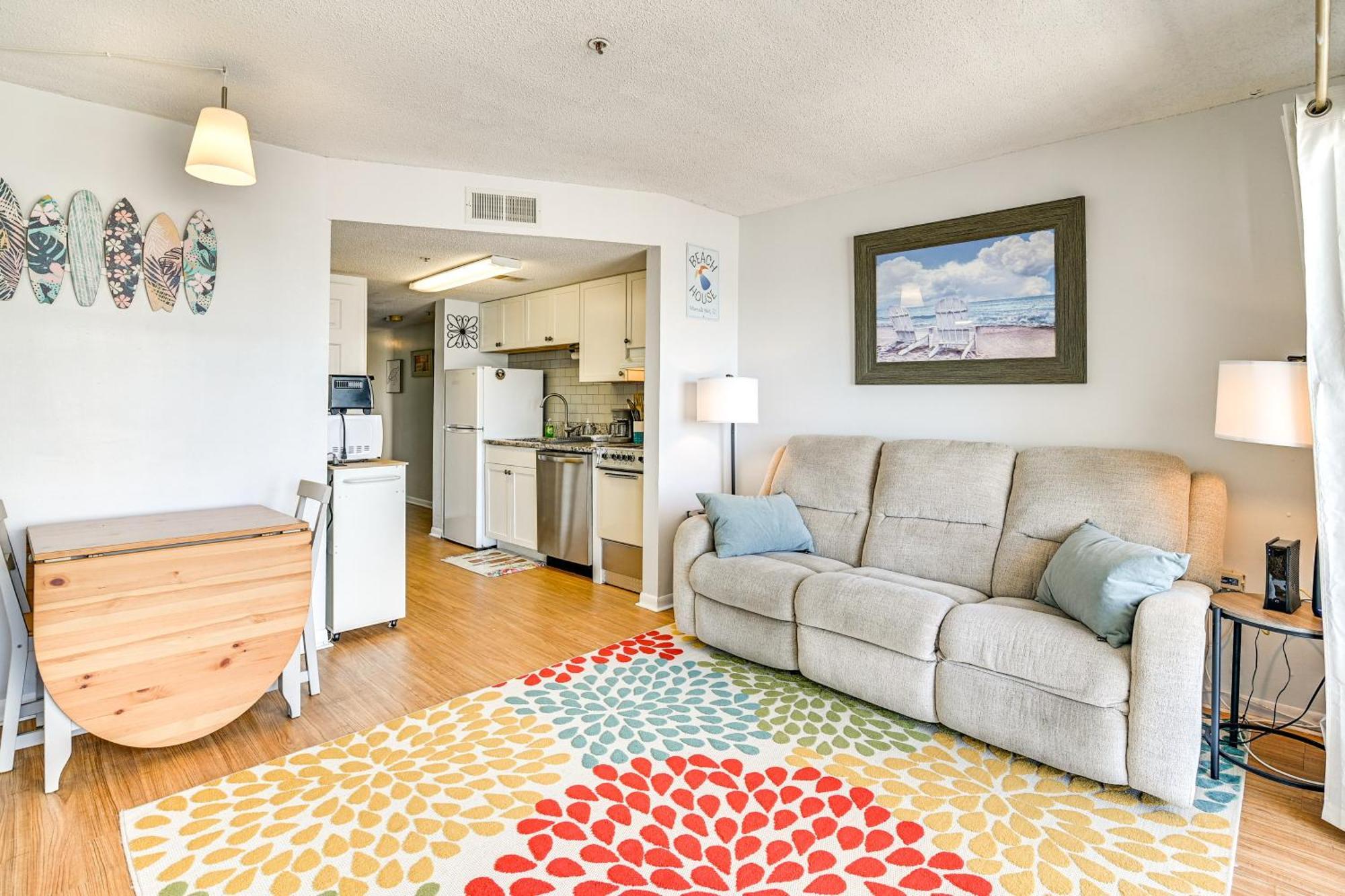 Apartamento Cozy Beachfront With Wifi, Views And Pool Access *